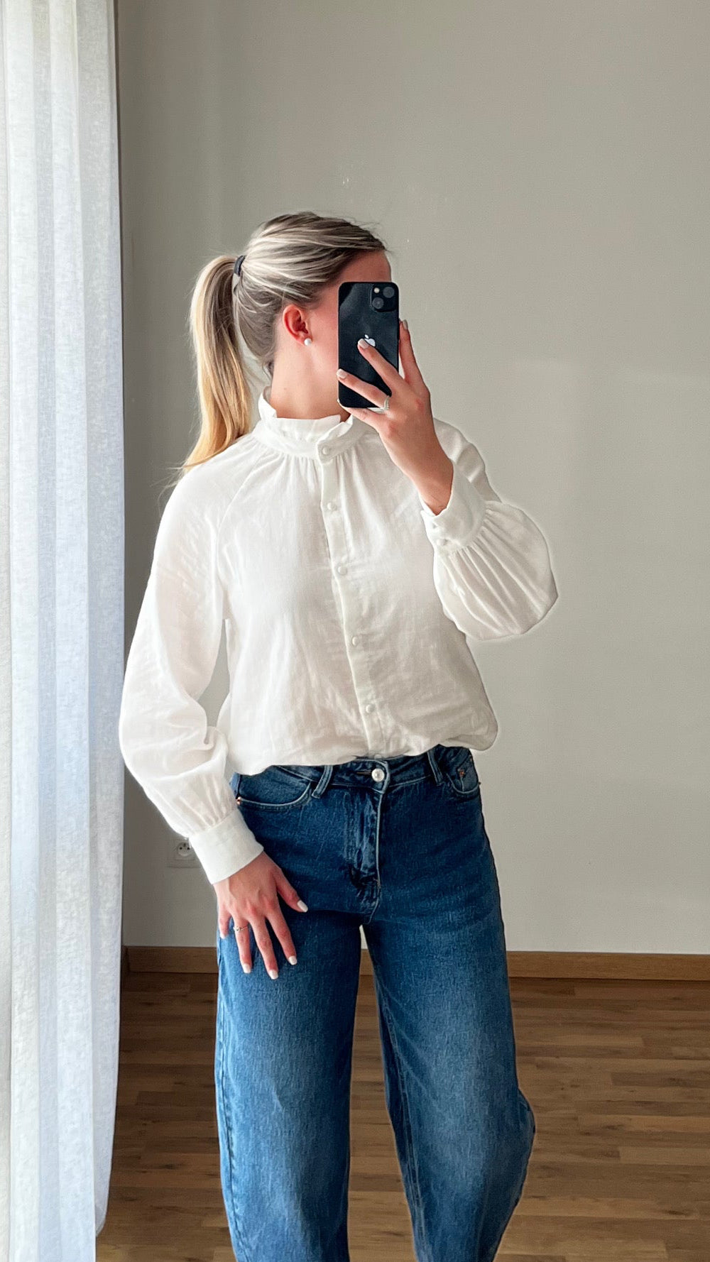 Chemise col montant froncé