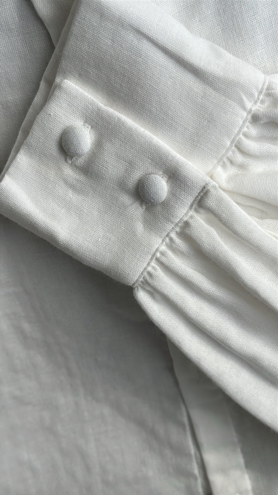 Chemise col montant froncé