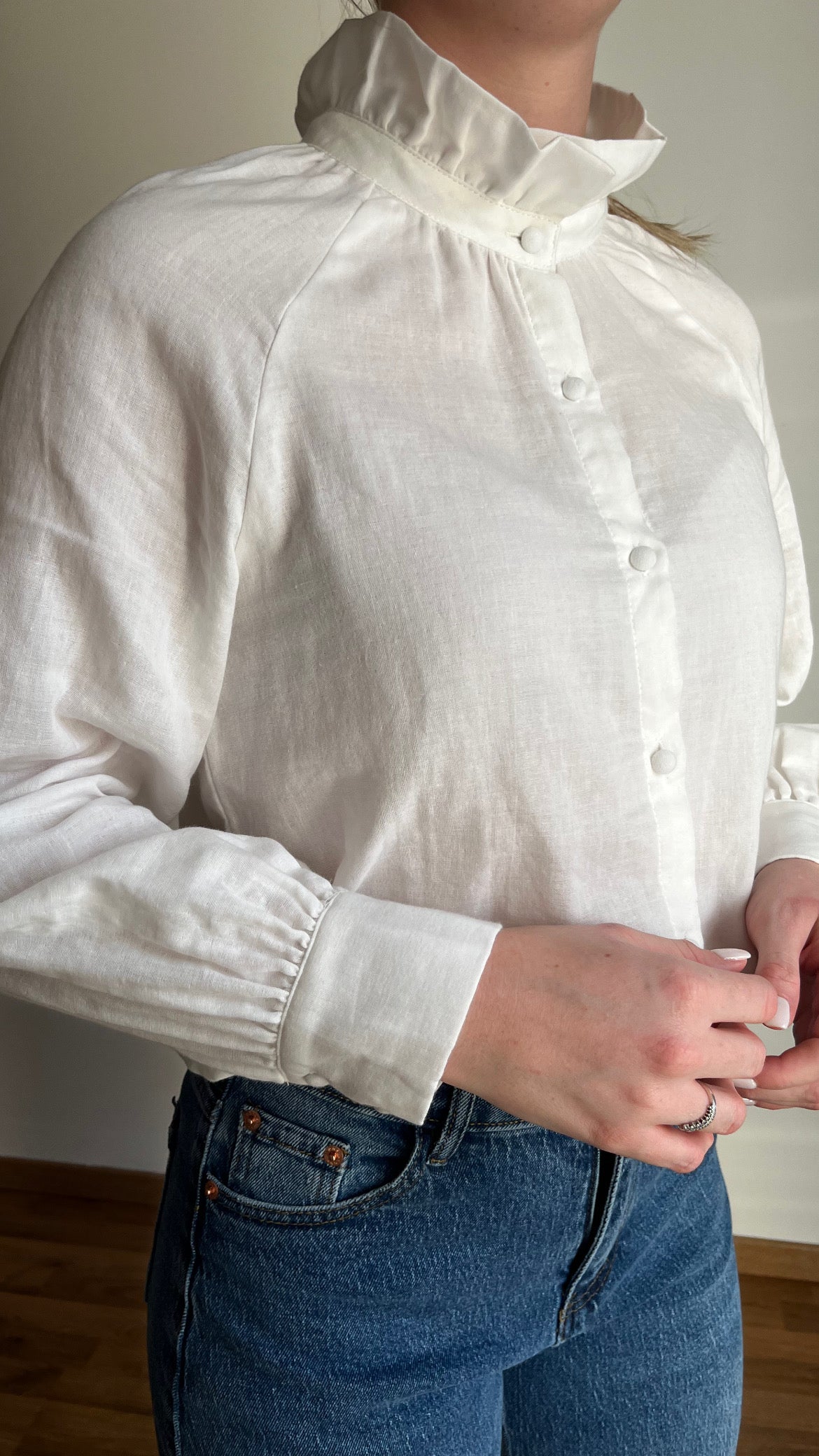 Chemise col montant froncé