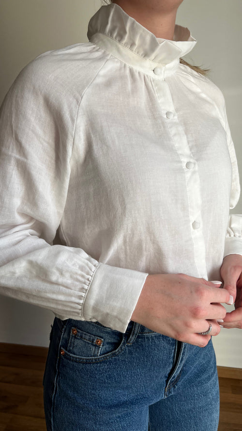 Chemise col montant froncé